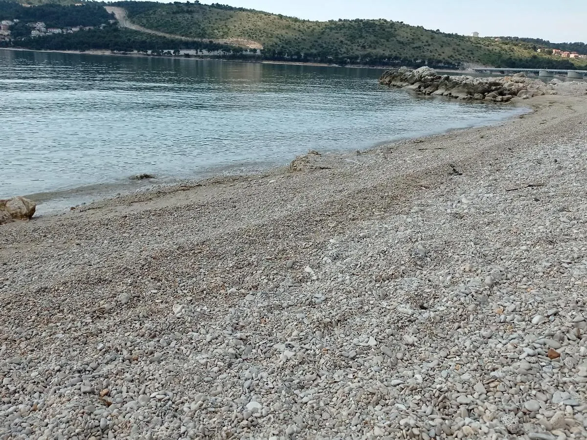 Apartmani Barisic Trogir Guest house