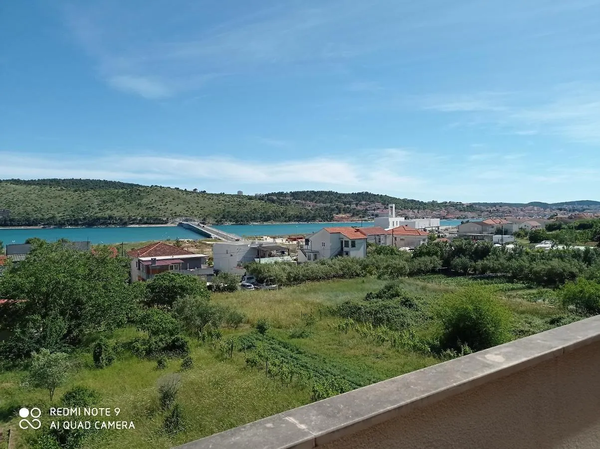 Guest house Apartmani Barisic Trogir
